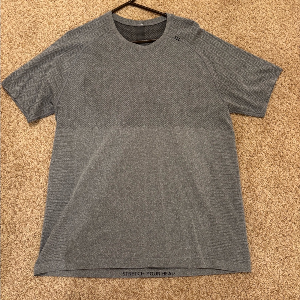 Lululemon Athletica Gray Short Sleeve Tee